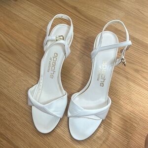 White twist heels